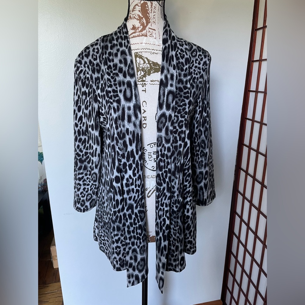 Black and Gray Leopard Print Sweater